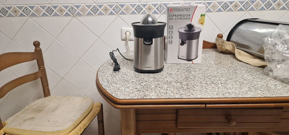 Espremedor de citrinos