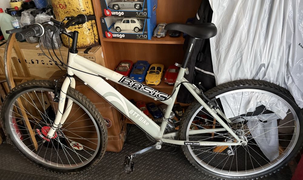 Bicicleta btt como nova