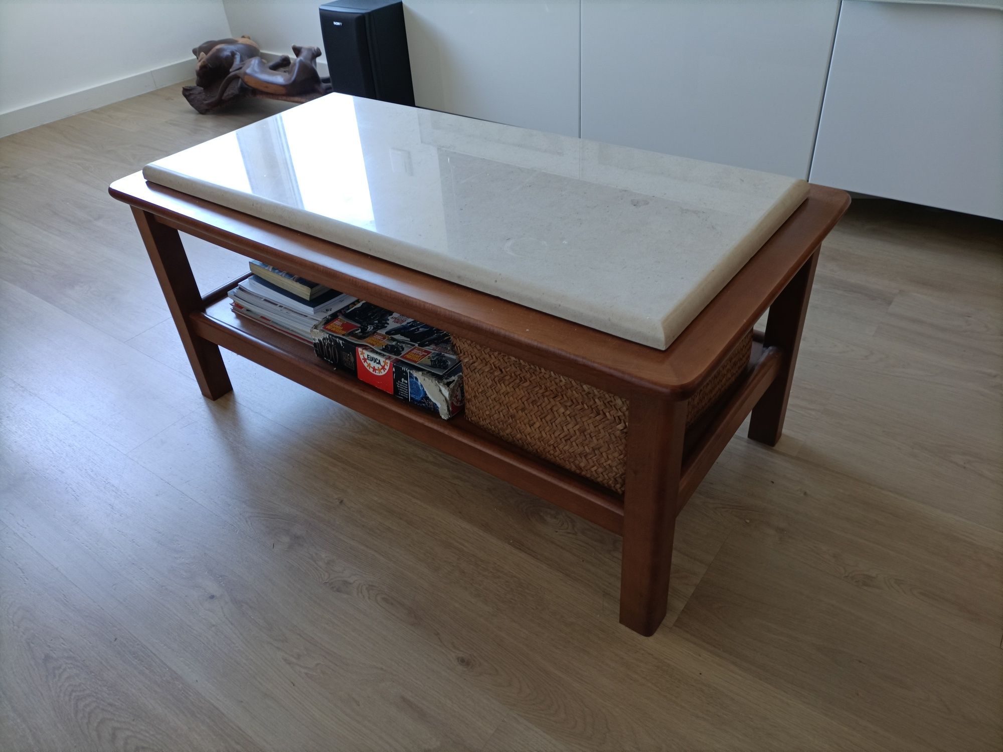 Mesa de apoio Sala