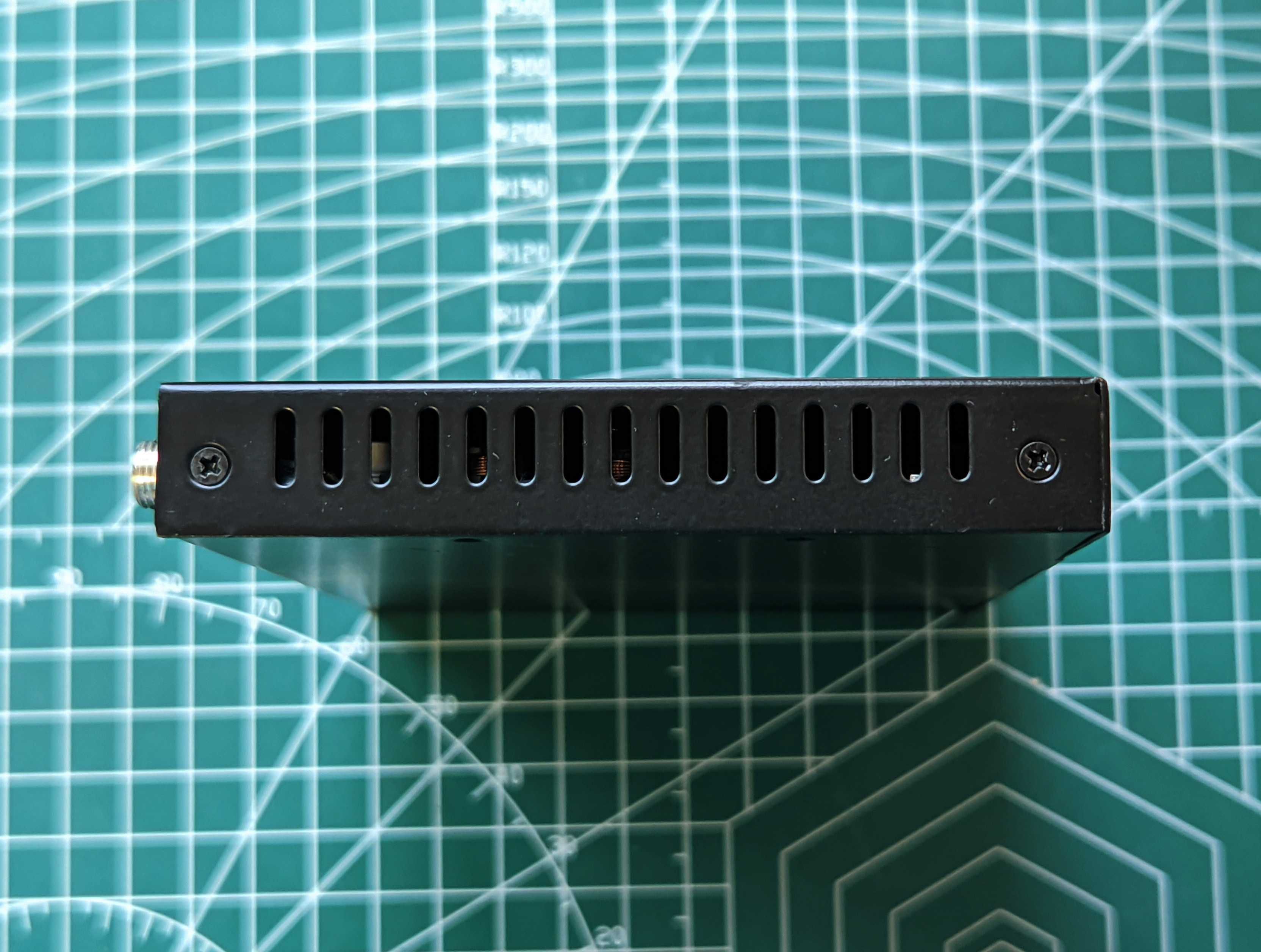 KVM переключатель EZCOO 2-Port HDMI2.0 KVM Switch 4K/60Hz КВМ свич