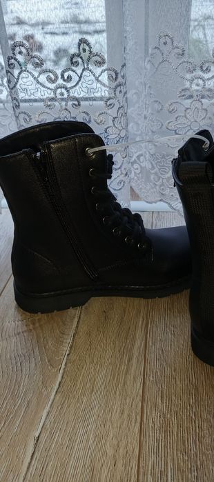 Nowe buty botki trapery damskie młodzieżowe 39 czarne