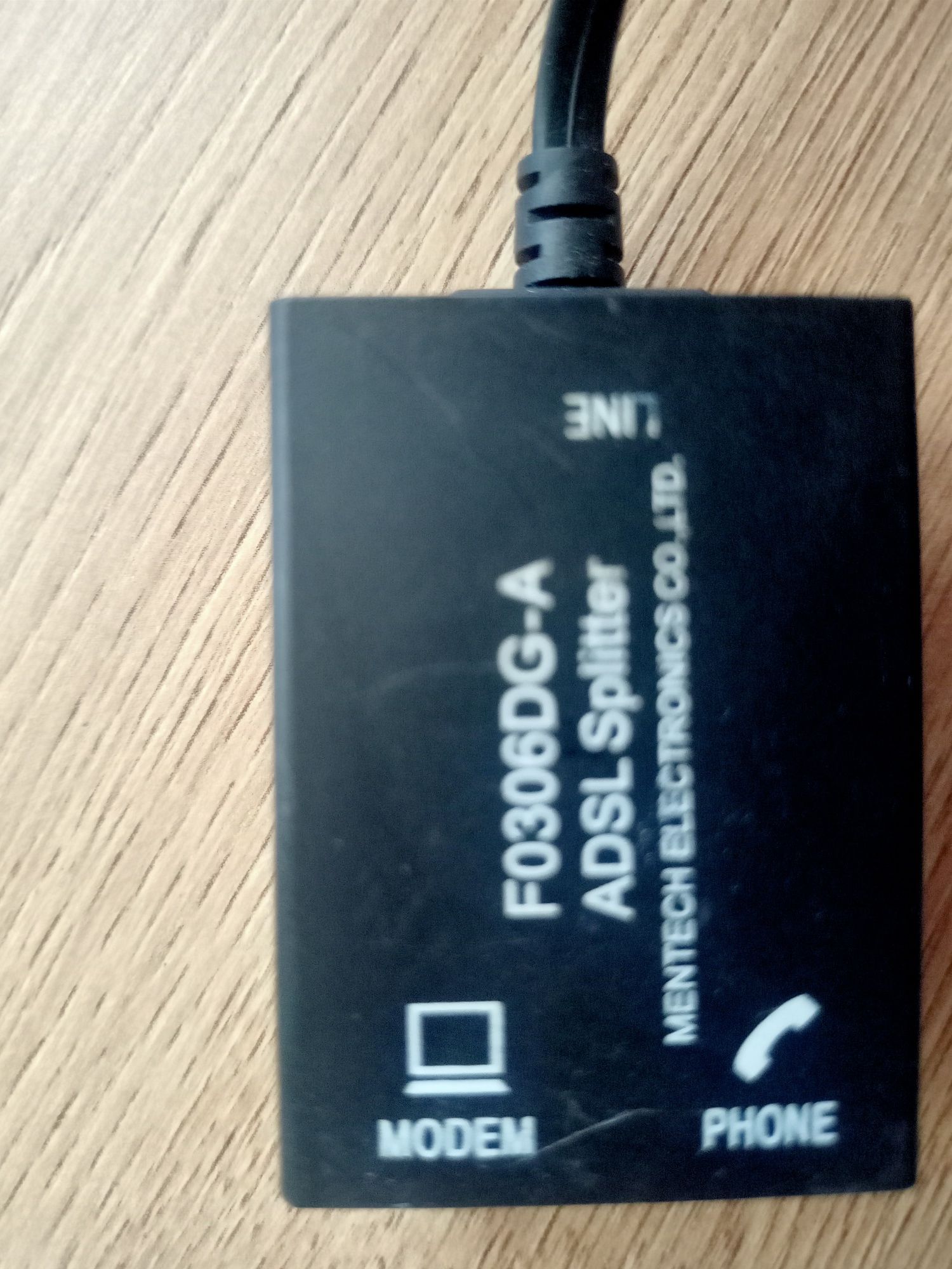 ADSL splitter adapter