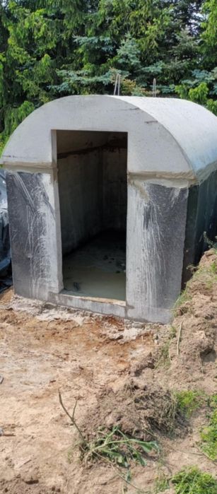 Szambo betonowe/zbiornik na deszczówkę#kanał samochodowy/piwnica
