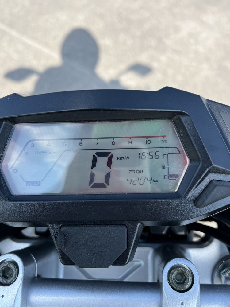Продам мотоцикл Loncin cr 4
