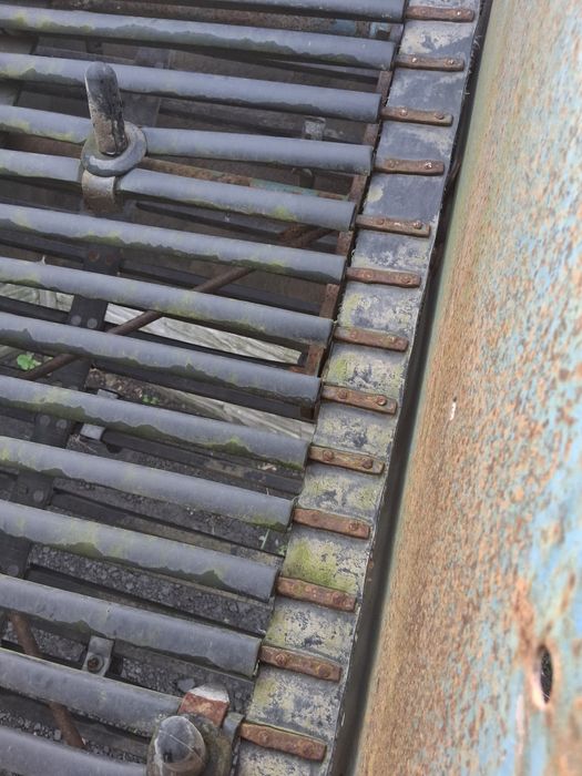 Oddzielacz porostu dzielony.Taśma ostatnia.