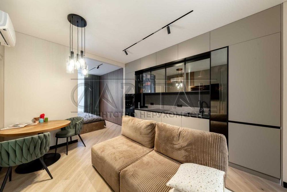 Продаж квартири, ЖК  "Delmar", вул. Андрія Верхогляда