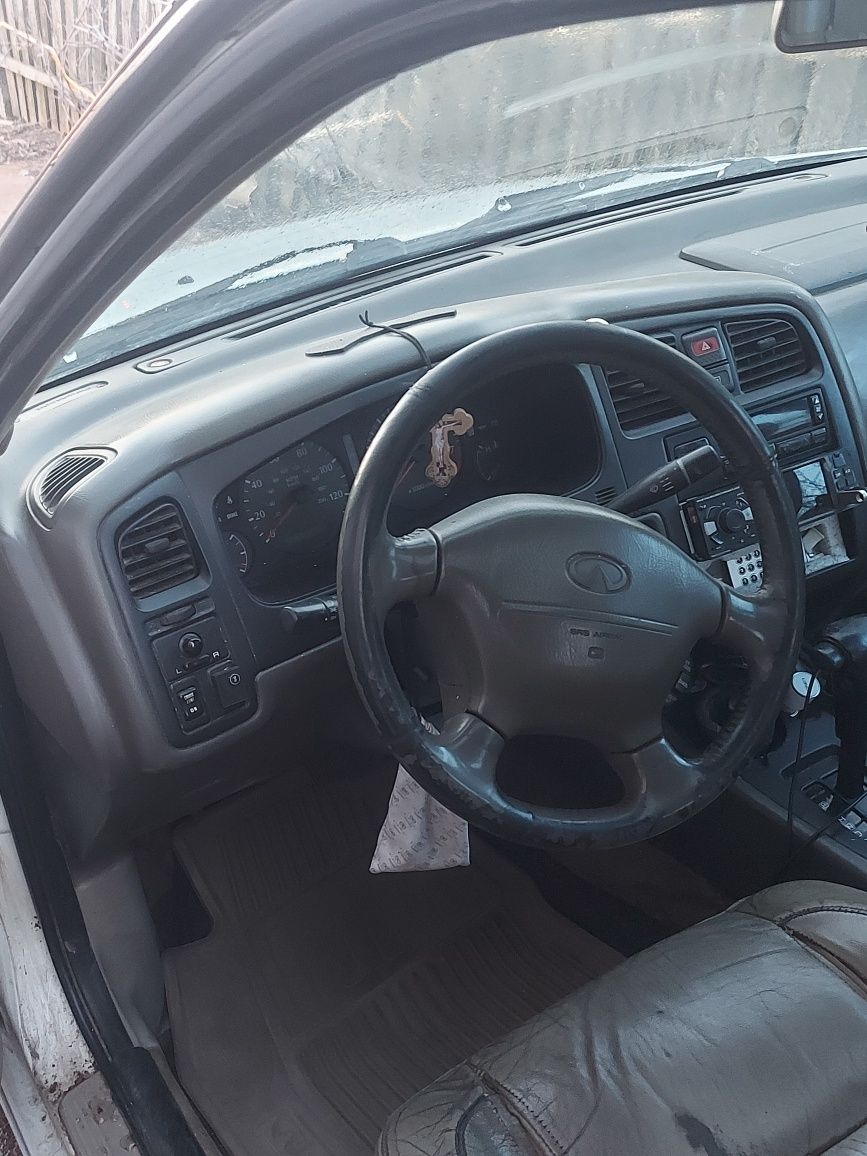 Авто на продажу инфинити