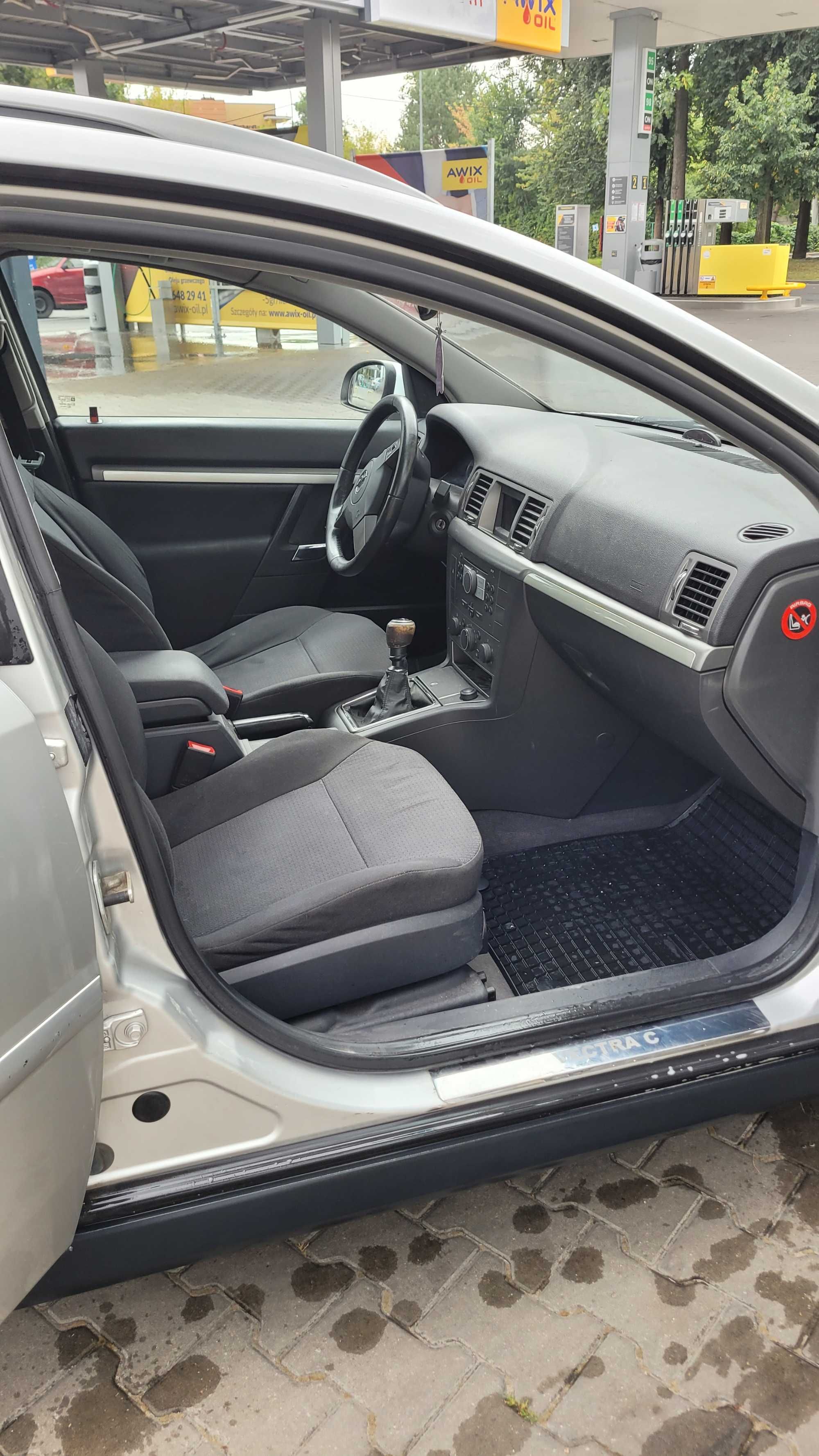 Opel Vectra 1.9 CDTI 120KM