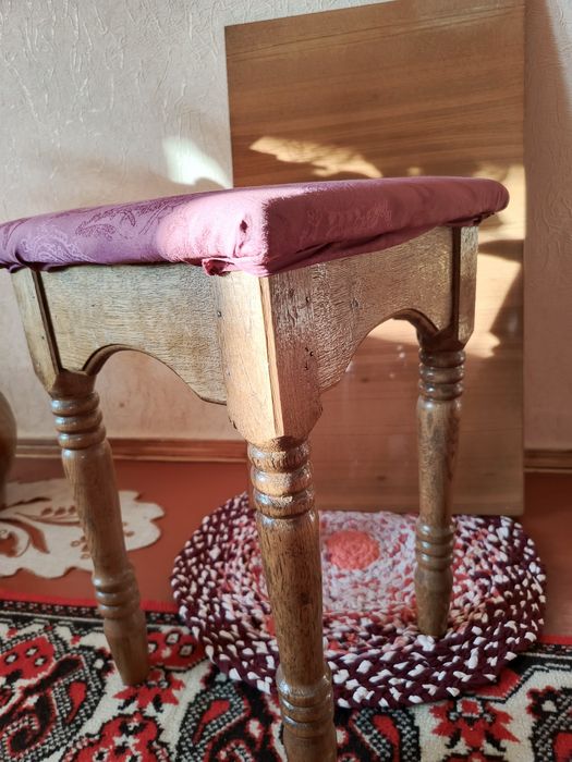 Меблі   для дачі кровать, стілець