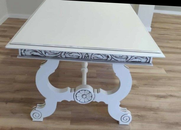 Mesa de Jantar Lacada