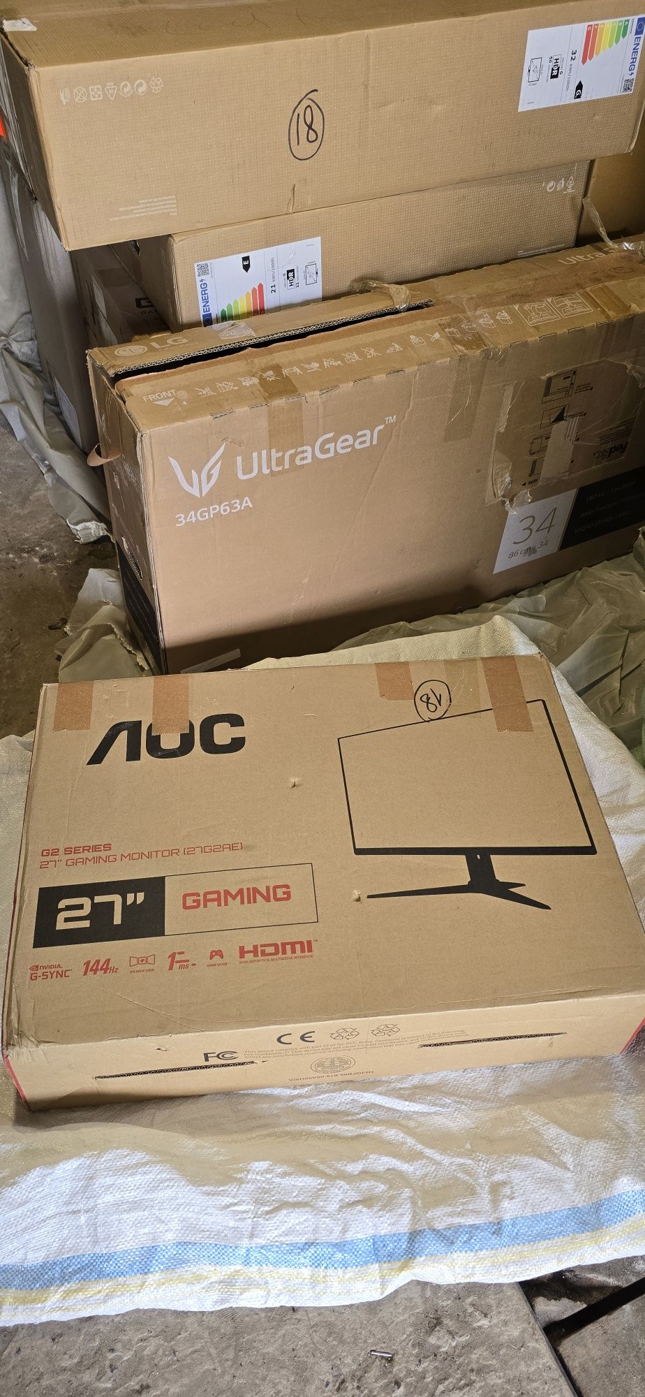 Монітор 27" AOC 27G2AE/BK Монитор абсолютно новый с дефектом матрицы