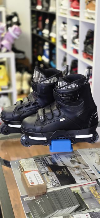 Rolki agresywne Valo JJ.1 jak nowe r.41-42