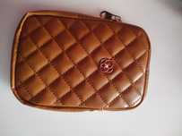 Minimalistyczna torebka crossbody