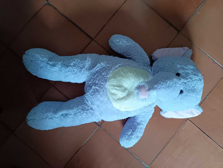 Peluche elefante roxo e bege