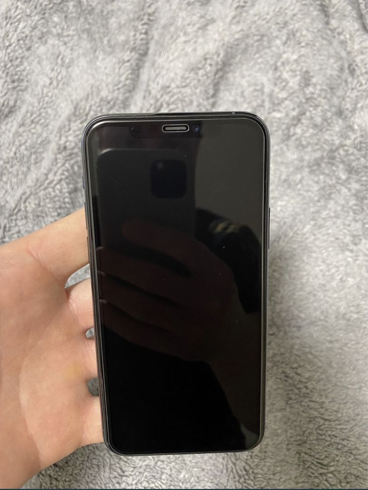 Свій Apple iPhone 11 Pro 64g