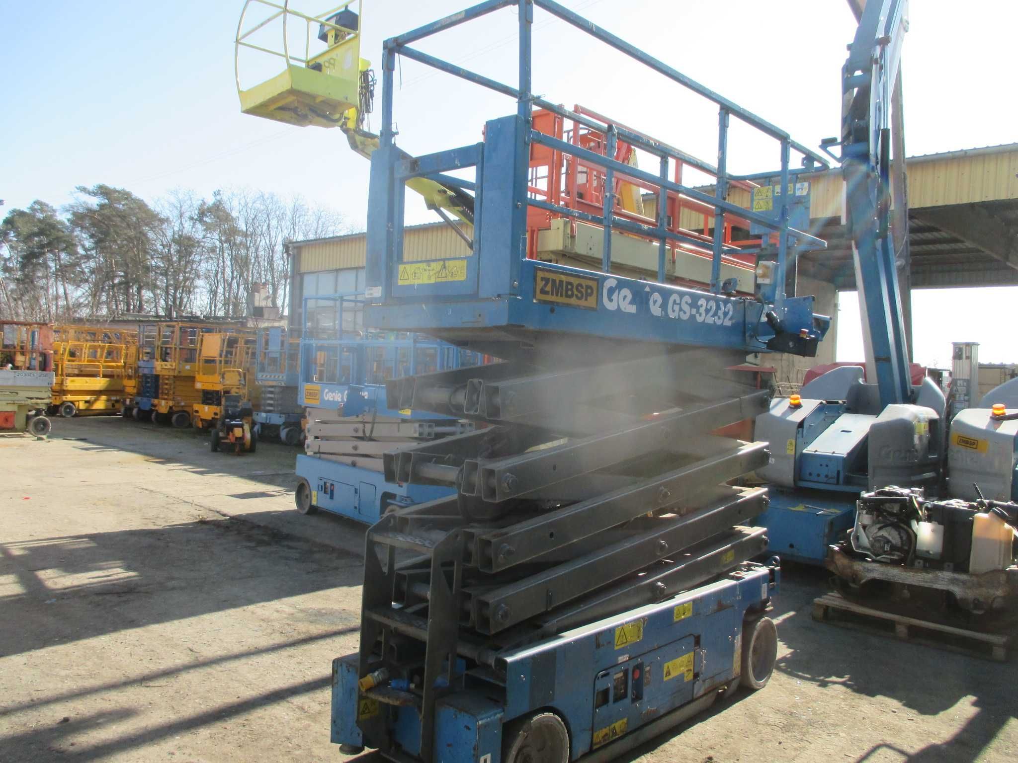 Podnośnik nożycowy zwyżka 12 m Genie GS3232 (JLG Haulotte) UDT