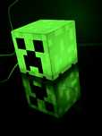 Lampka nocna Pixel Art zielona lampa na kabel USB