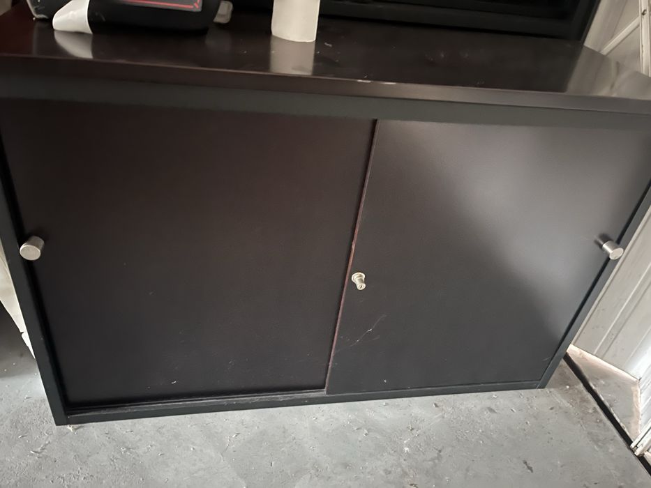 Liquidação de mobiliário de escritório – preços de oportunidade!