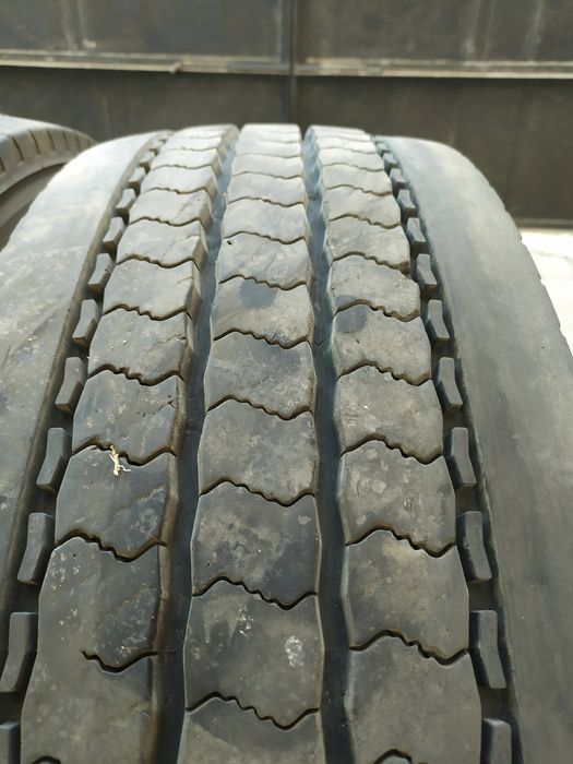 Грузовая резина шины Deestone 315/80 R22.5 руль 12 мм доставка помощь