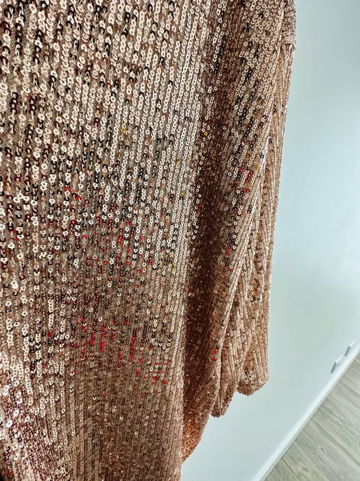 Vestido curto, rosa, de lantejoulas, Zara