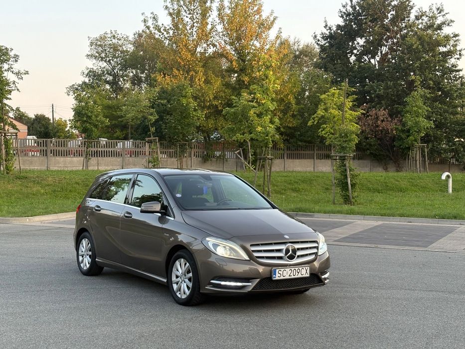 Mercedes-Benz Klasa B Bezwypadkowe Oryginalne Lakier.