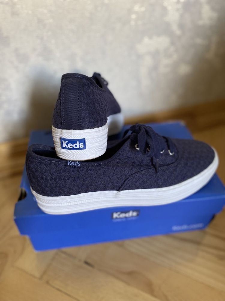 Стильні кеди KEDS