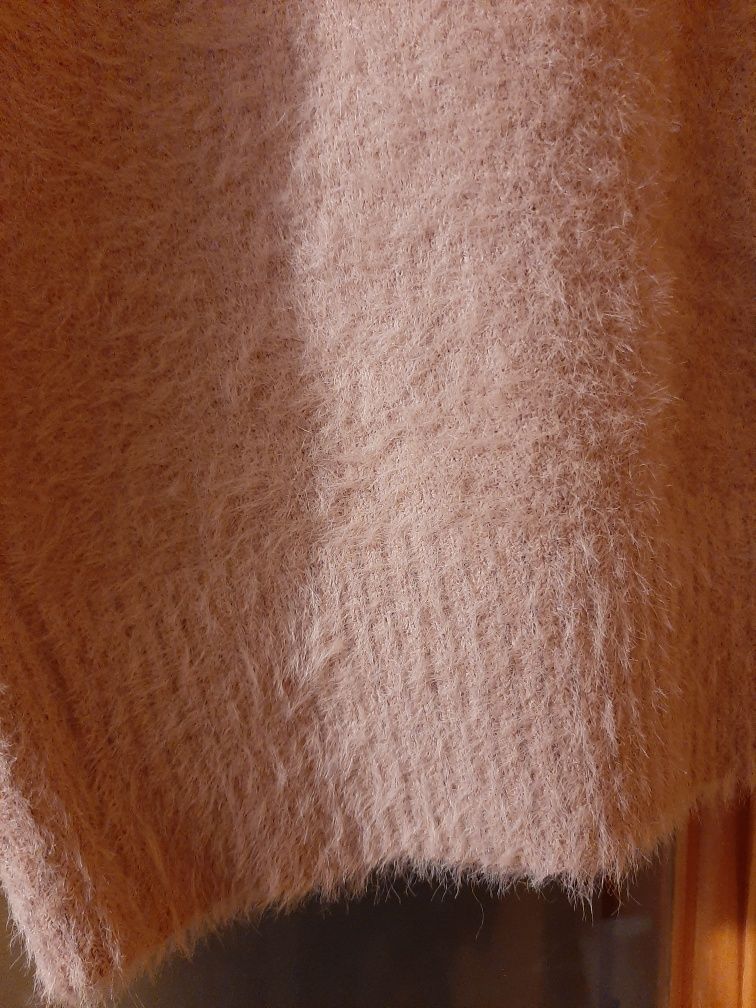 Sweterek alpaczkowy