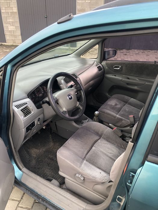 Продам мазда Premasy 2001 р