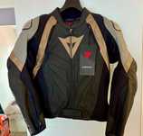 Fato NOVO Dainese Avro 4 Gold 2 Peças (50% DESCONTO) Tam 48 (S/M)