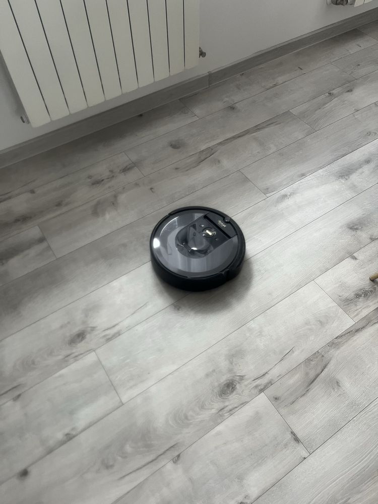Robot sprzatajacy myjacy