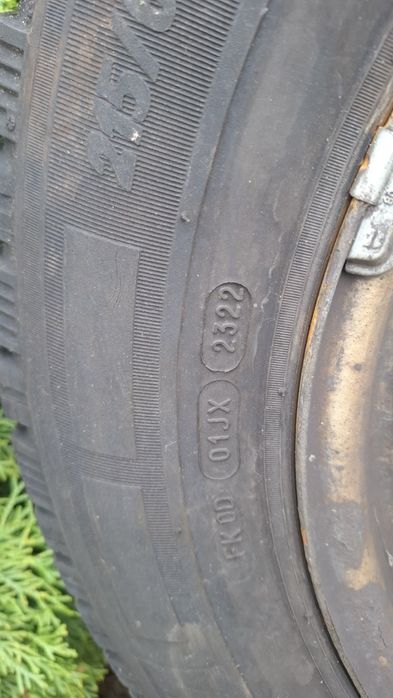 215/65R16C Michelin Koło T5