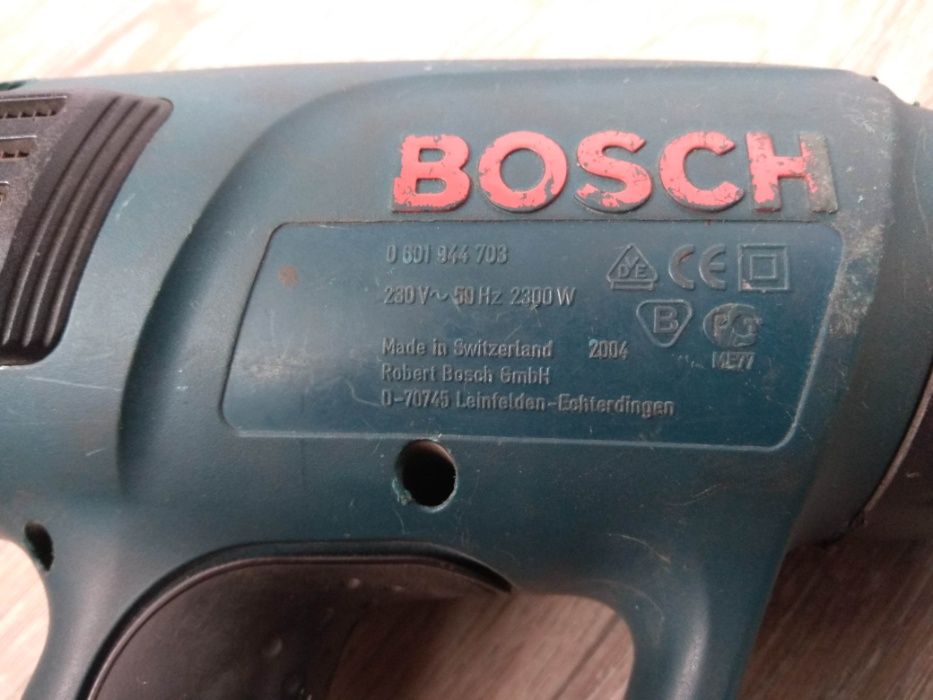 Фен строительный Bosch GHG 660 LCD термовоздуходувка