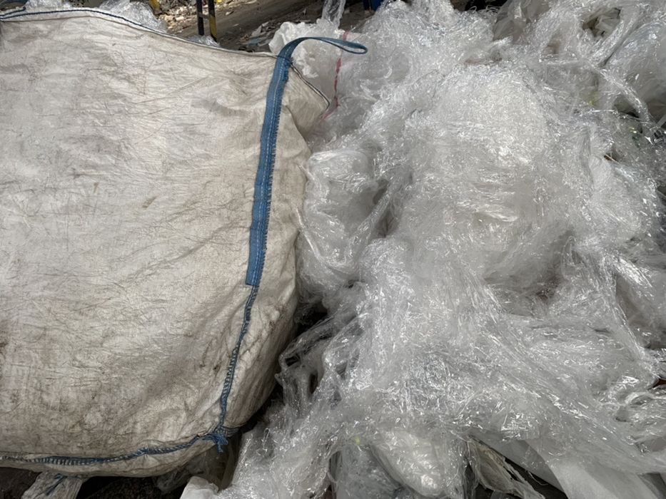 Odbiór odpadów makulatura karton folia BDO odpady gruz gabarytowe