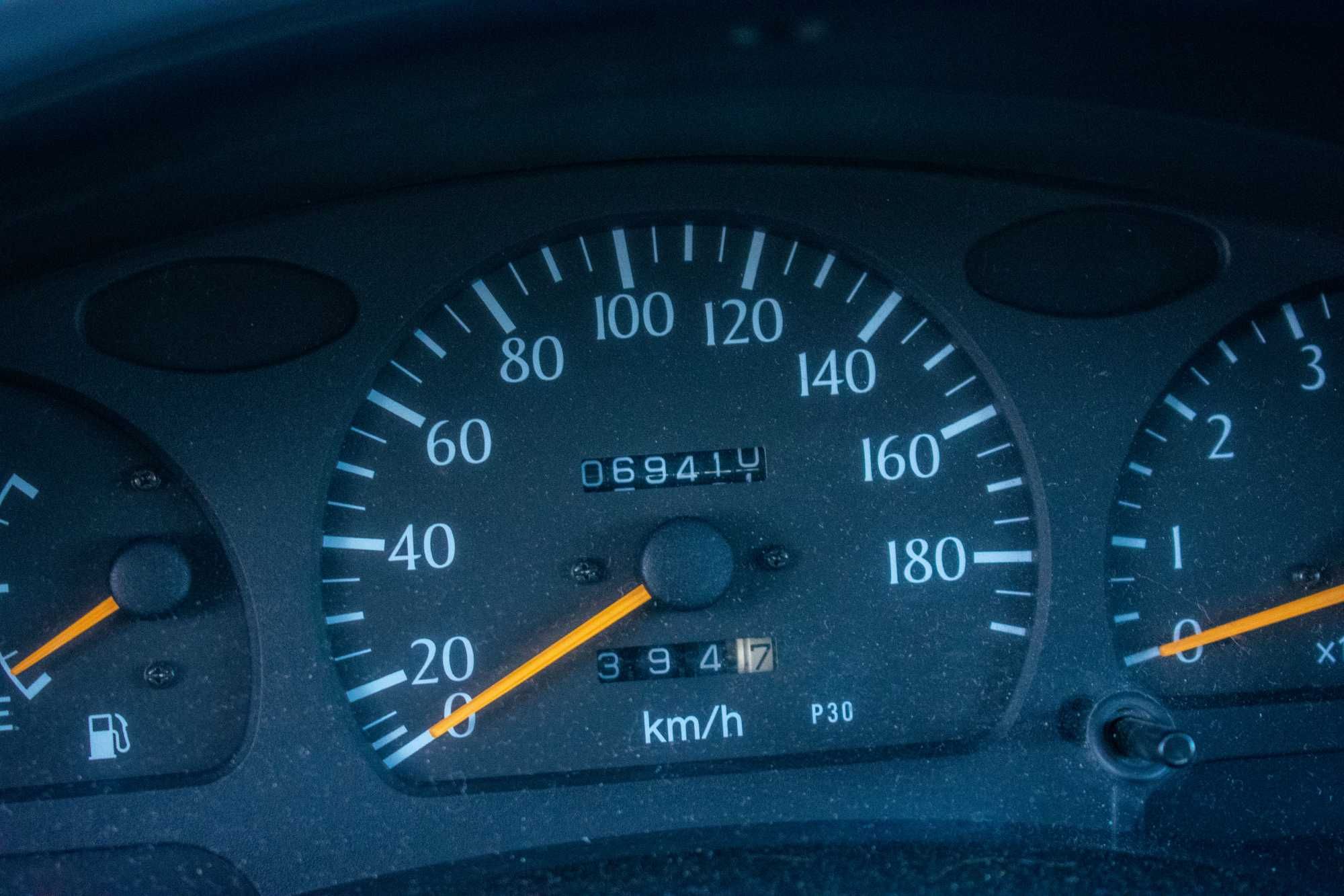 TOYOTA STARLET CUP - 09/1998 - 72.000Kms - Ótimo Estado Geral