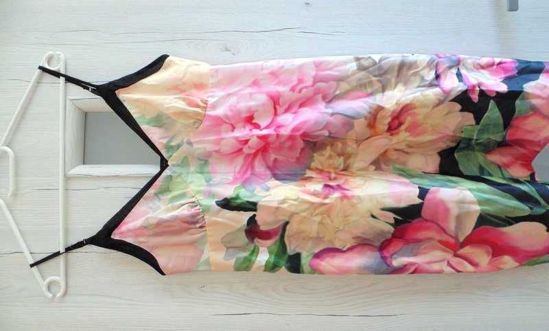 By Ted Baker śliczna koszula nocna w kwiaty na ramiączkach 38