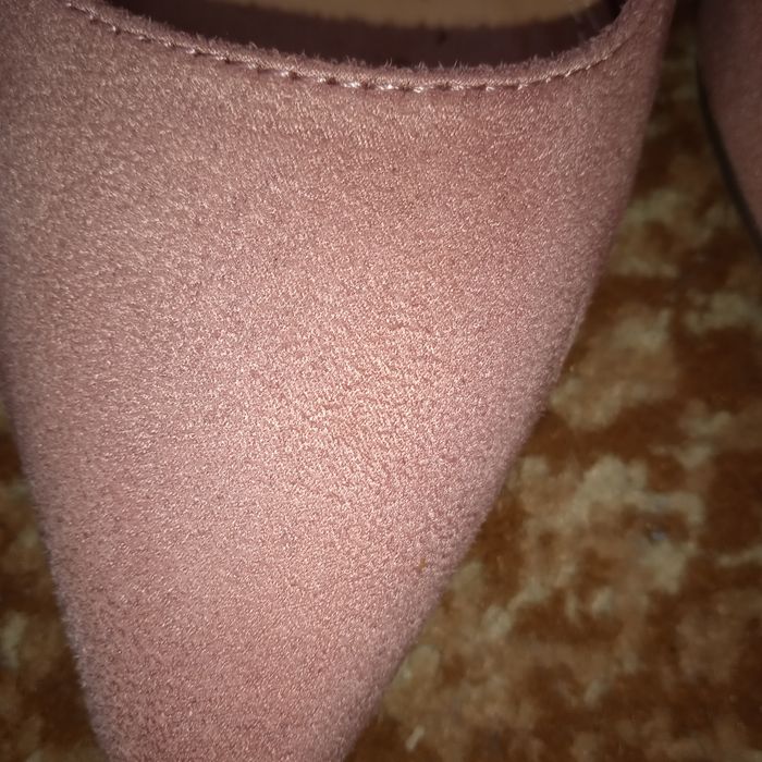 Модні весняні туфлі