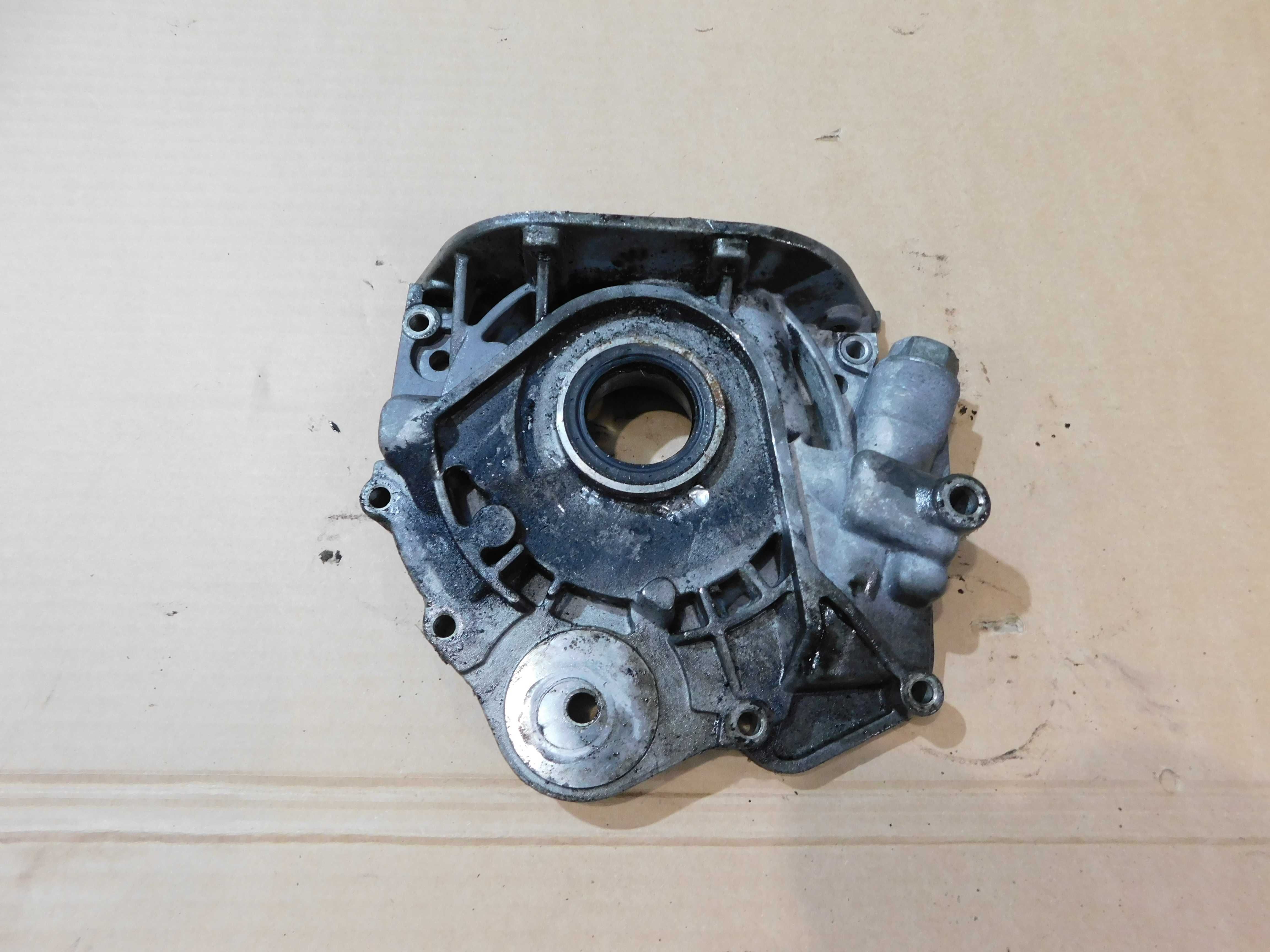 Volkswagen CRAFTER 2.5TDI pompa olejowa 06-12r
