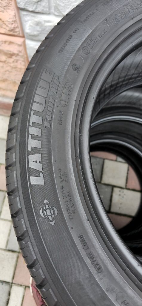 Продам комплект літніх шин 255/55 R19 Michelin