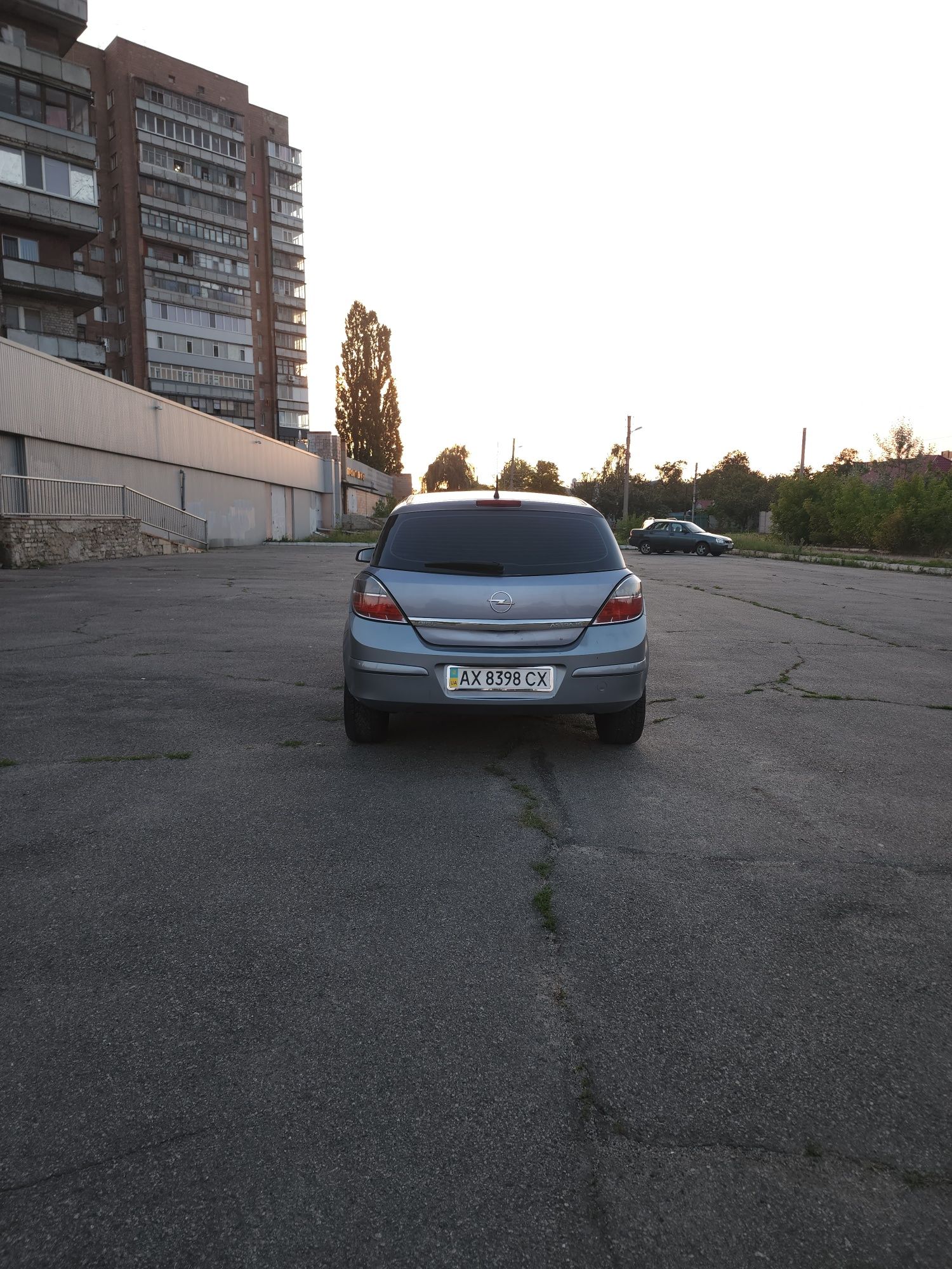 Opel Astra H 1.6 Автомат