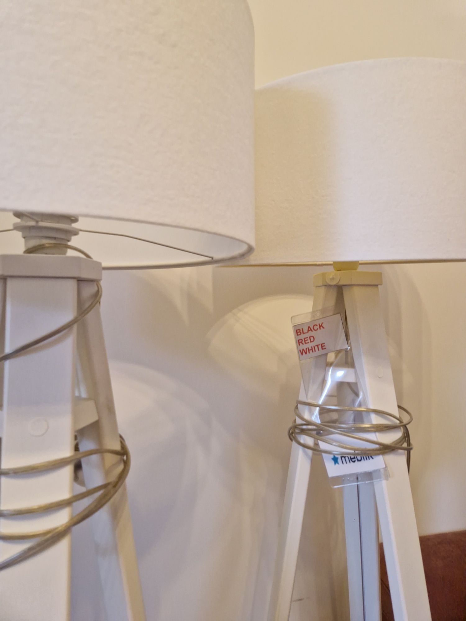 Lampka drewniana podłogowa nowa Meblik