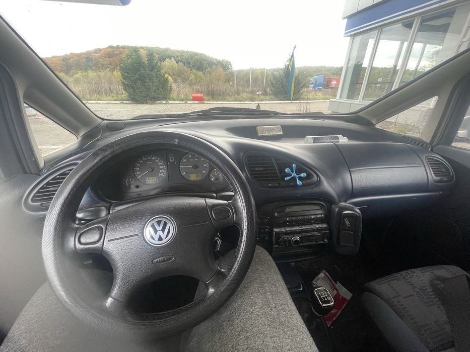 Volkswagen Sharan 1999 1.8 gas