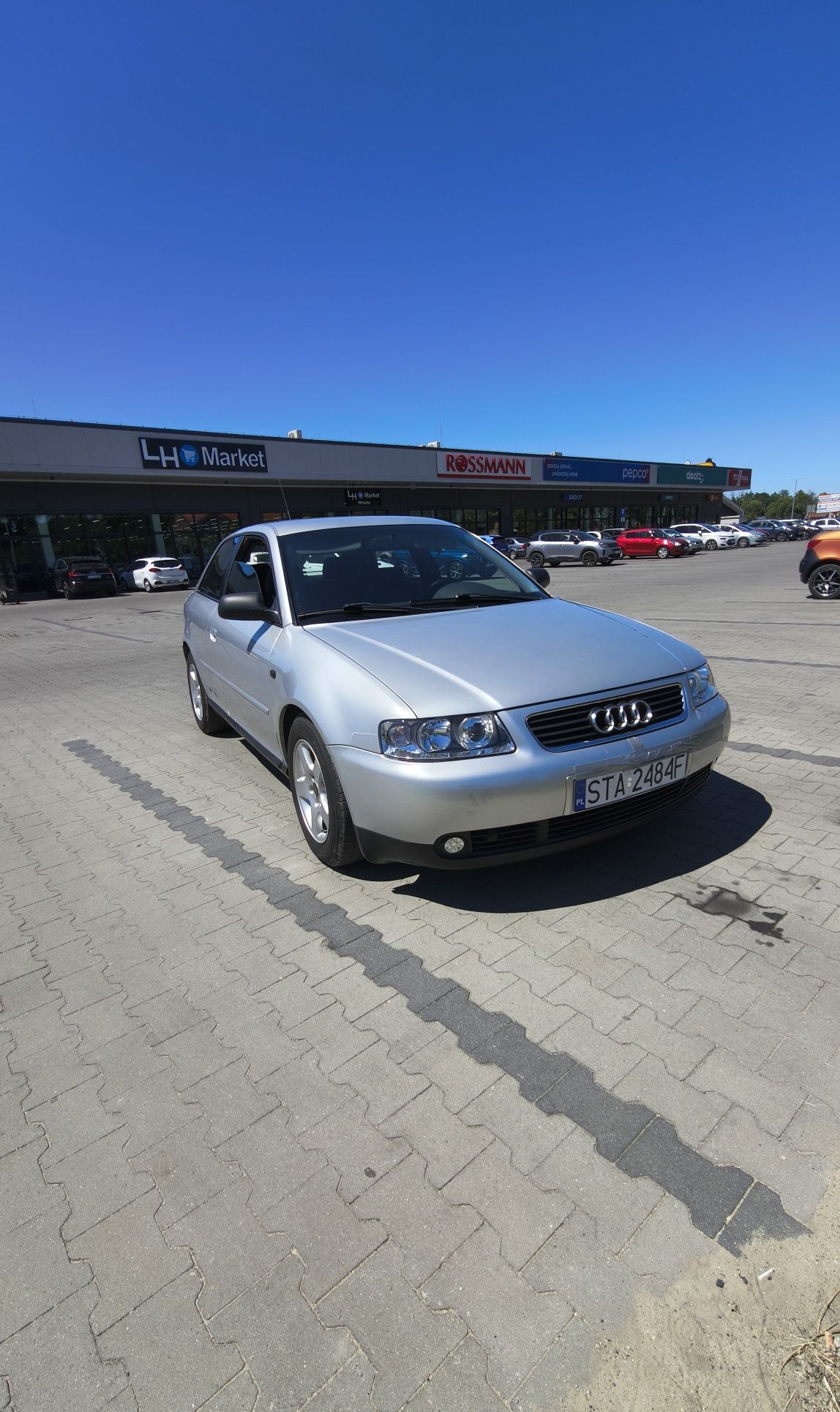 Audi A3 1.6 8l 102KM Hak