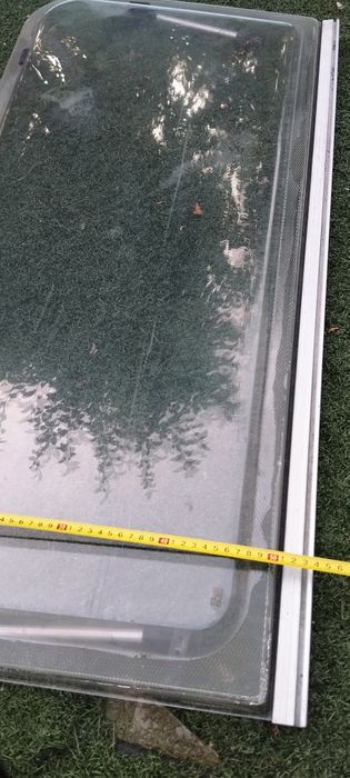 Okna szyby do przyczepy kempingowej kampera