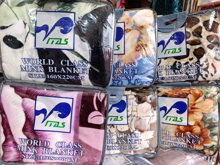 Теплі пледи Vitas 160x220. 1,9 кг. Багато кольорів.