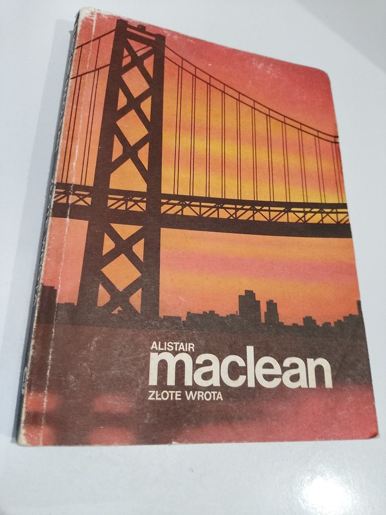 Alistair MacLean Złote wrota