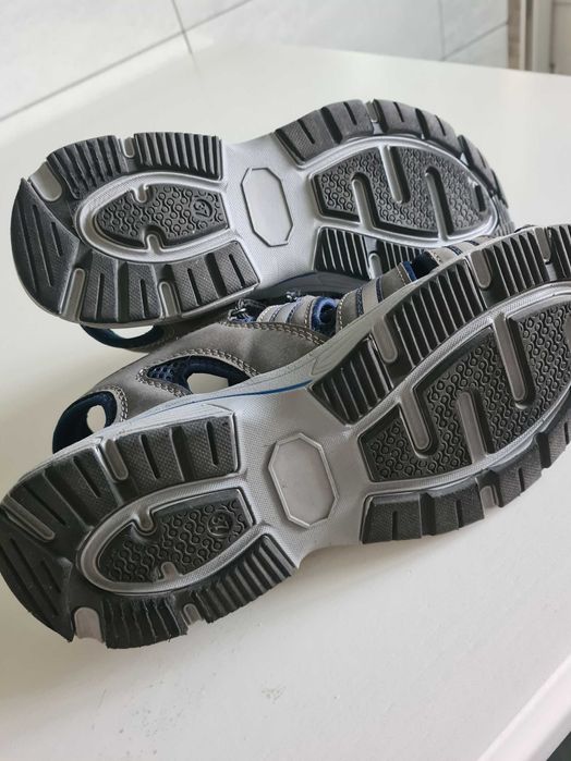 Нові сандалі Fila на хлопчика, 37 розмір