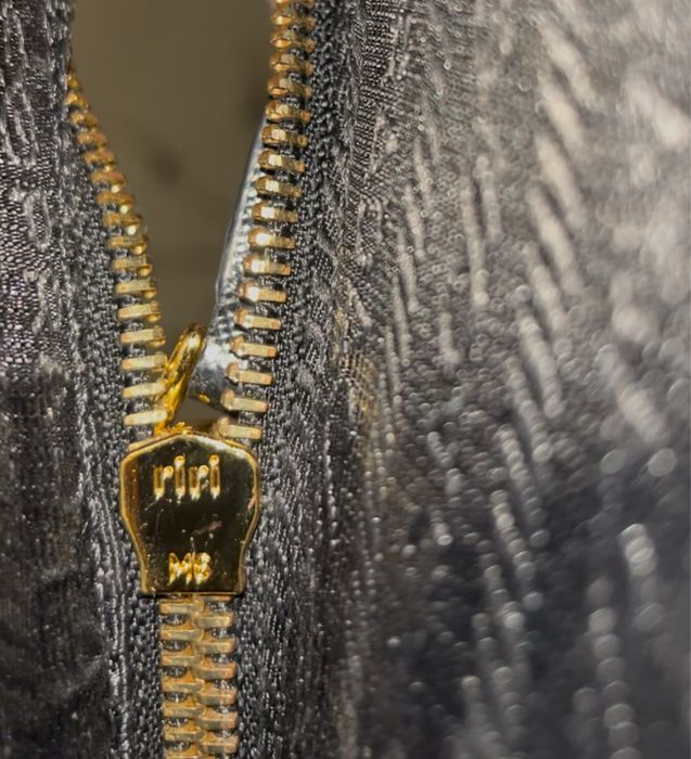 Сумка Prada re-edition leather handbag