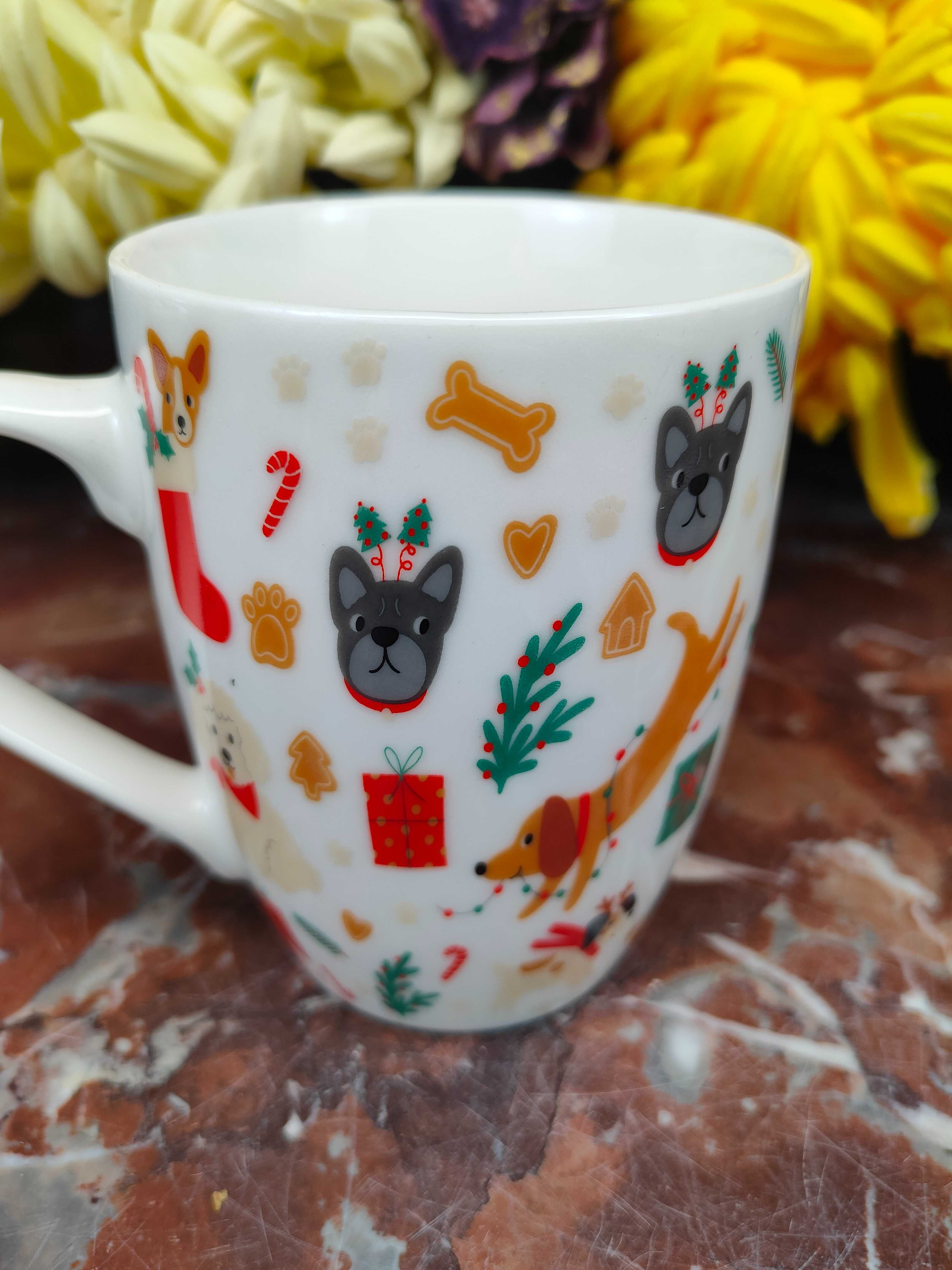 Porcelanowy kubek - Świąteczne psiaki - 360 ml