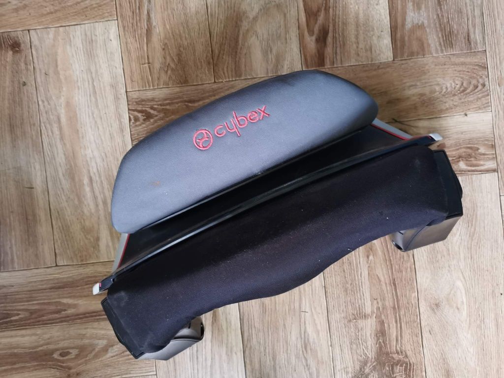 Cybex juno fix 9-18kg