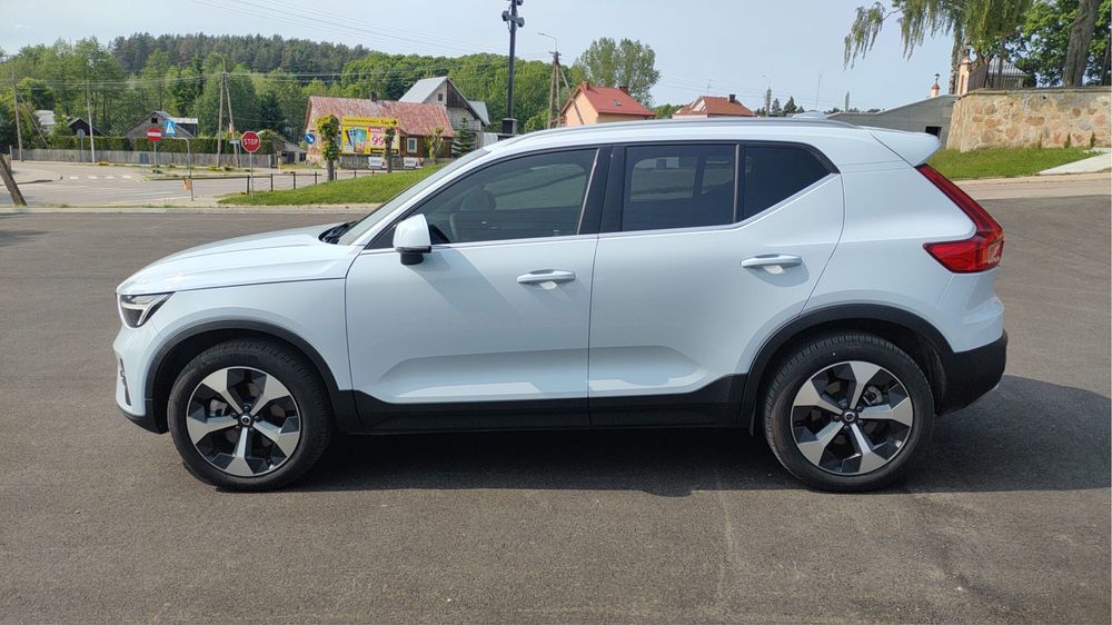 Volvo XC 40 Mild Hybrid 5000 km przebiegu